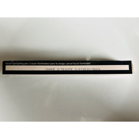MARY KAY  Facial Highlighting PEN - SHADE 3 - .04 FL. OZ. DISCONTINUED - Picture 1 of 8
